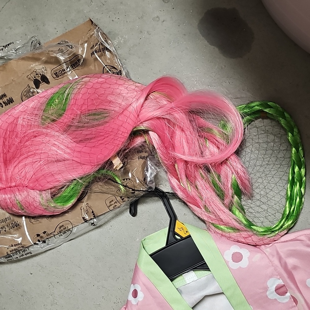 Nwt Demon Slayer Kimono With Matching Wig - Picture 3 of 6